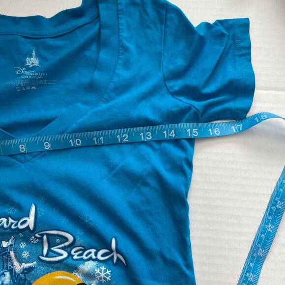 Disney Parks WDW Womens Shirt Small Blizzard Bleach T Shirt Mickey Donald Goofy - Picture 6 of 7